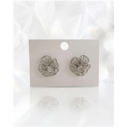 Стильные серьги