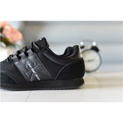 Calvin Klein из натуральной замши и нейлона