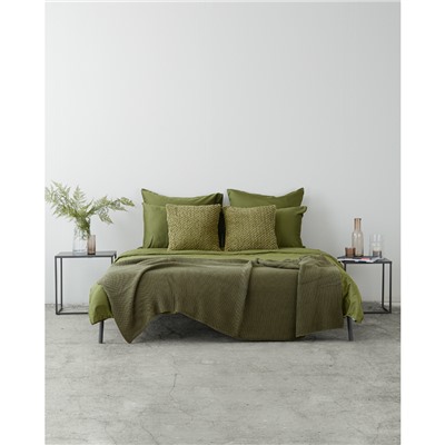 Плед из хлопка жемчужной вязки оливкового цвета из коллекции Essential, 130х180 см