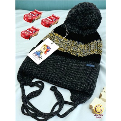 Теплая шапка для мальчика на возраст 5-8 лет Арт 9