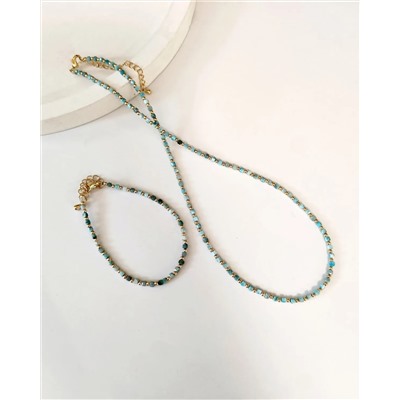 Комплект из натуральных камней и кристаллов