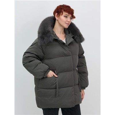 Куртка зимняя женская с мехом и капюшоном тренд темно-зеленого цвета 7639TZ