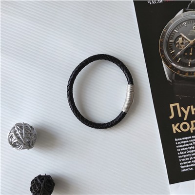 Кожаный мужской браслет с застёжкой из стали