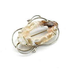 Брошь с жеодами агата бразильского 52*37мм.