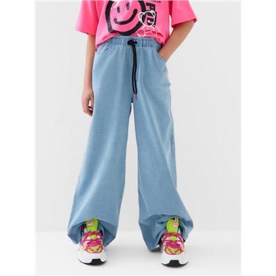 Кроссовки для девочки