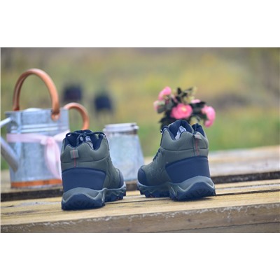 Зимняя Колямбия из комбинированных материалов