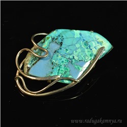Брошь с хризоколлой 30*46мм