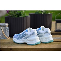 Louis Vuitton из разных материалов