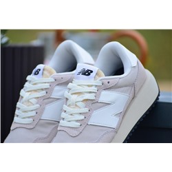 New Balance cl runner TM из натуральной замши и нейлона