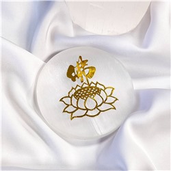 Радуга Самоцветов Пластина Селенит "Лотос Благославления": Расцветайте в Гармонии и Счастье!