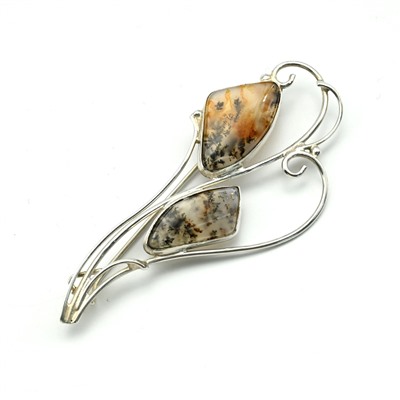 Брошь из агата мохового в посеребрении 70*32мм.