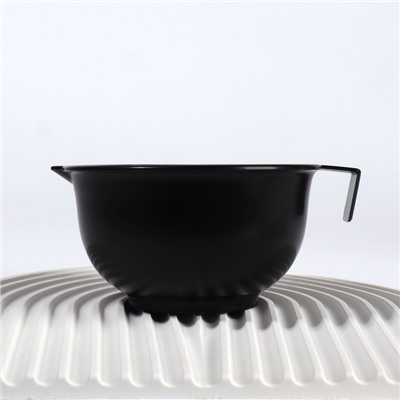 Чаша для окрашивания, с ручкой, 150 мл, d=11(±1) см, чёрная