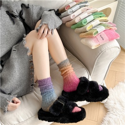 Warm Japanese demi-season woolen knee socks, gradient, mid-length