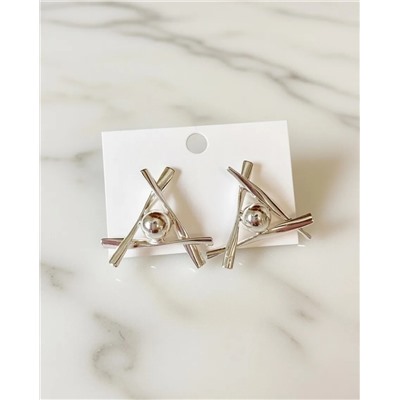 Стильные серьги