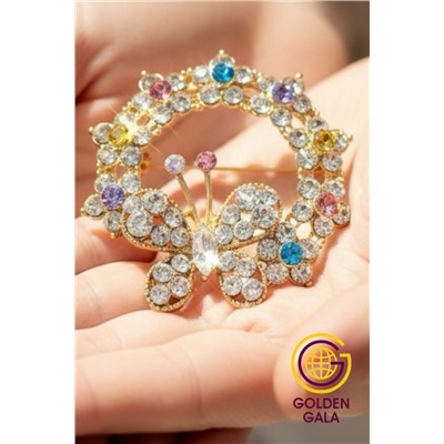 Брошь со стазами круглая с бабочкой  БР4/8