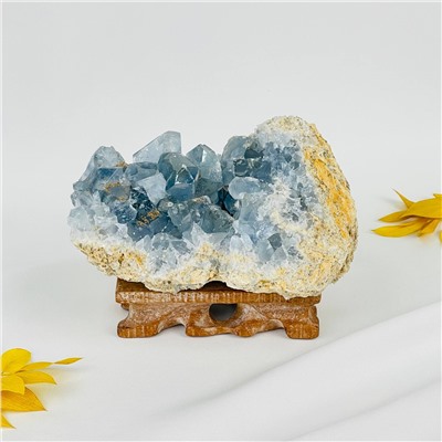 Радуга Самоцветов Друза Целестина на подставке