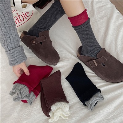 Korean INS Angola red fake two pieces of contrasting socks Shuangluokou pile pile of cotton bone boneless stockings
