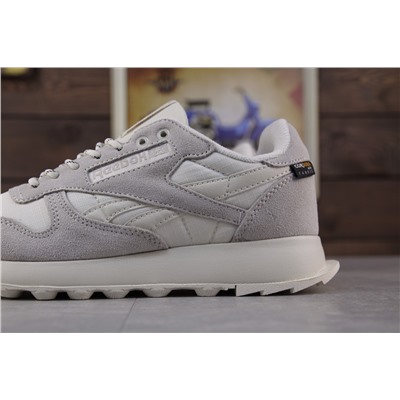 Reebok Classic из натуральной плотной замши и нейлона