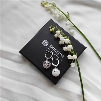Серьги с белым агатом асимметрия