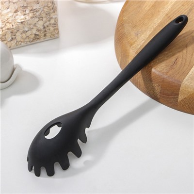 Ложка для спагетти Magistro Black, нейлон, 29×6 см, чёрная