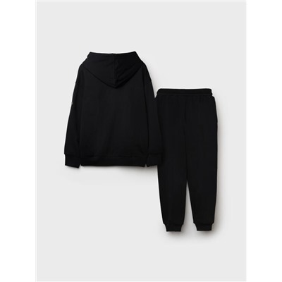 Комплект для мальчика: толстовка, брюки