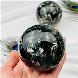 Радуга Самоцветов Шар из Эпидота с включением слюды