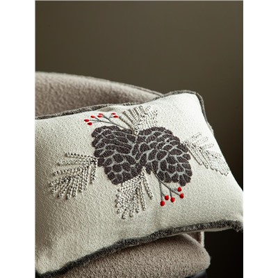 Чехол на подушку Frosted cones из коллекции New Year Essential, 30х45 см