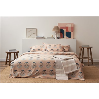 Набор наволочек "Летний цветок" из премиального сатина из коллекции Russian North, 70х70 см