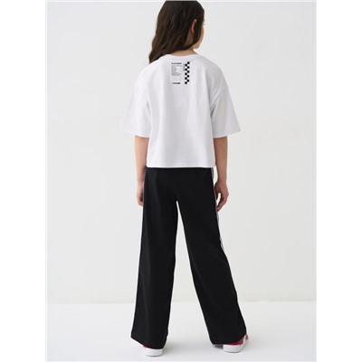 Комплект для девочки: футболка, брюки