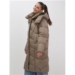 Пальто зимнее утепленное с капюшоном женское светло-коричневого цвета 7748SK
