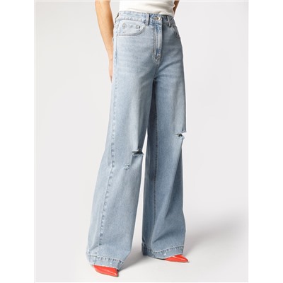 Джинсы-трубы из эластичного денима