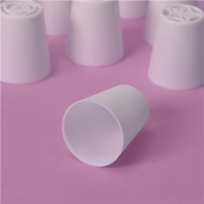 Набор насадок кондитерских Доляна, 8 насадок (d=3.5 см), 2 адаптера