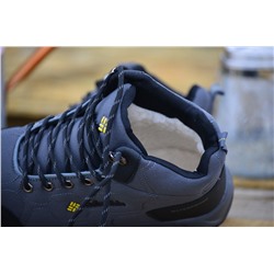 Зимняя Коламбия из комбинированных материалов