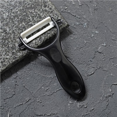 Набор кухонных принадлежностей «Гипноз», 6 предметов: ножи 5 шт., овещечистка, чёрный