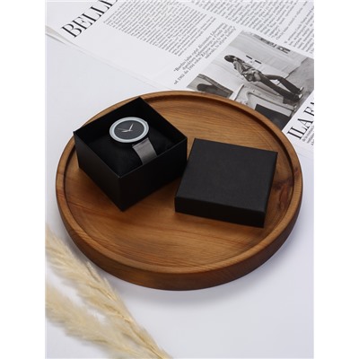 Коробочка подарочная для часов, 9×8.5×5 см, вставка чёрная, чёрная