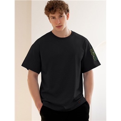 Свободная футболка  с авторским принтом