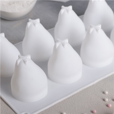 Форма для муссовых десертов и выпечки Доляна «Груша», силикон, 29.3×17.2×6.5 см, 8 ячеек (d=5.5 см), белая