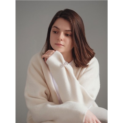 Зажим для кардигана «Петли», цвет радужный в серебре