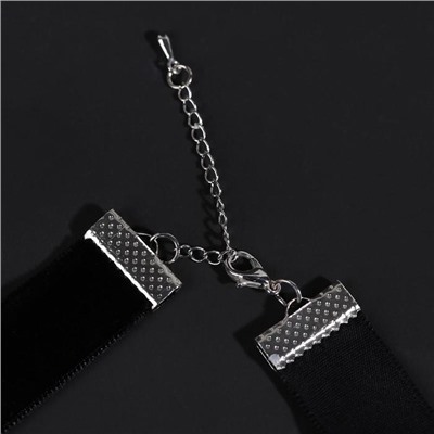 Чокер «Стразинка» кружок, цвет белый в серебре, 33 см