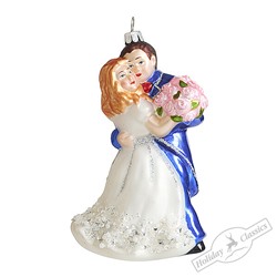 Молодожены в свадебном вальсе (стекло) 8,5х5х14 см