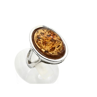 Кольцо с янтарем искусственным овал 18*23мм цв.коньячный, размер 18