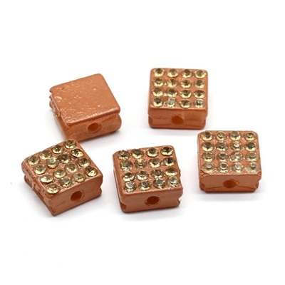 Бусина полимерная со стразами квадрат 10*10мм, цв.карамель (упаковка 5 штук)