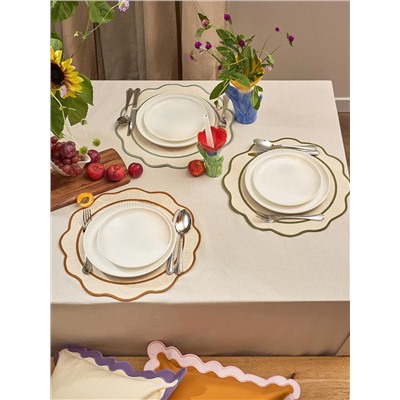 Салфетка под приборы Anemone из коллекции Trendy Ruffles, Ø38 см, карри