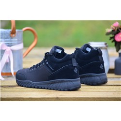 Зимняя Коламбия из комбинированных материалов