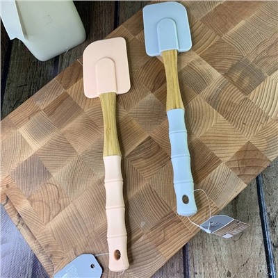 160-011 Силиконовая лопатка 29 см (х48)