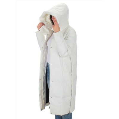 22361 WHITE Пальто зимнее женское облегченное (150 гр. холлофайбера)