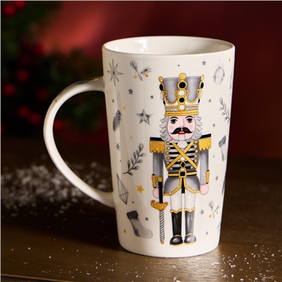 НАБОР ПОДАРОЧНЫЙ LEFARD "ЩЕЛКУНЧИК" (КРУЖКА 385 МЛ В КОМПЛЕКТЕ С ЁЛОЧНОЙ ИГРУШКОЙ)