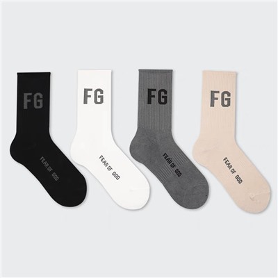 Cotton trend knee socks for men and women, mid-length
