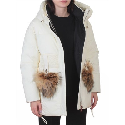 8809 MILK WHITE Куртка зимняя женская (200 гр. холлофайбер)