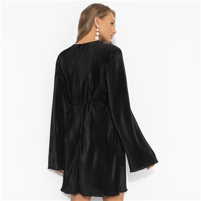 Платье с акцентными плечами, Одурманена ЧАРУТТИ